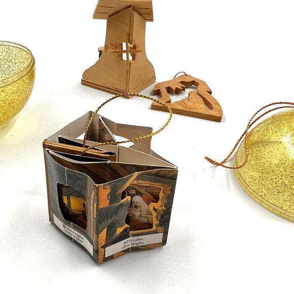 Vintage Nativity Christmas Tree Ornaments Wooden Paper Craft Fold Jesus Story - Picture 5 of 9